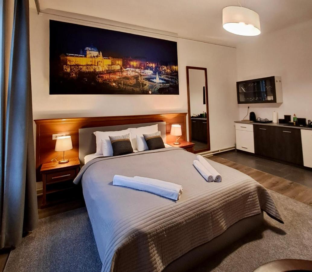 Witrina Apartments 萨格勒布 外观 照片